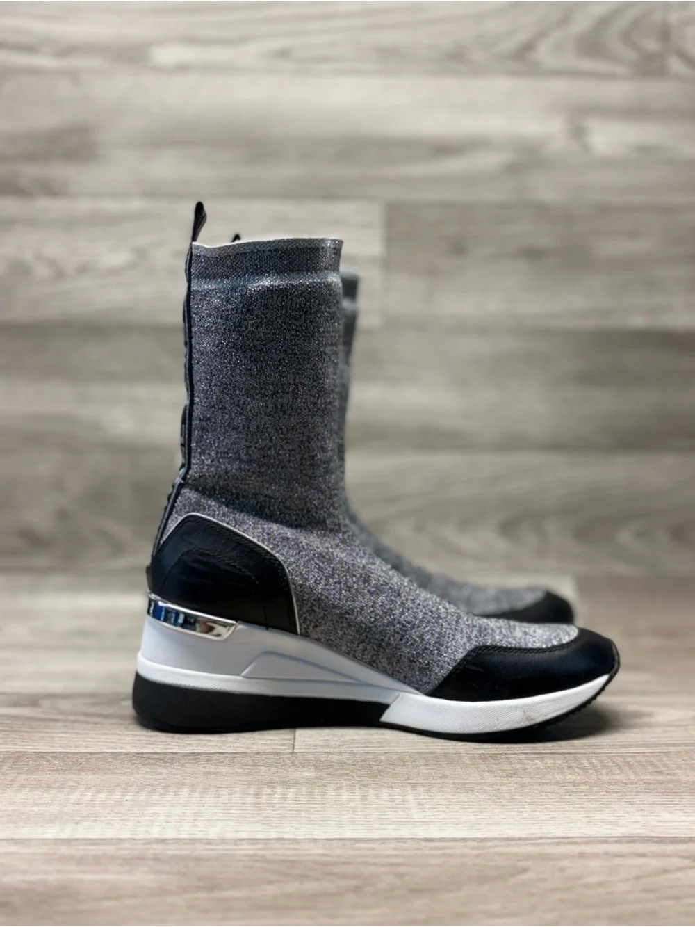 ICHAEL Michael Kors Grover Knit Lurex Metallic Sock Bootie Wedge Sneakers Size 9